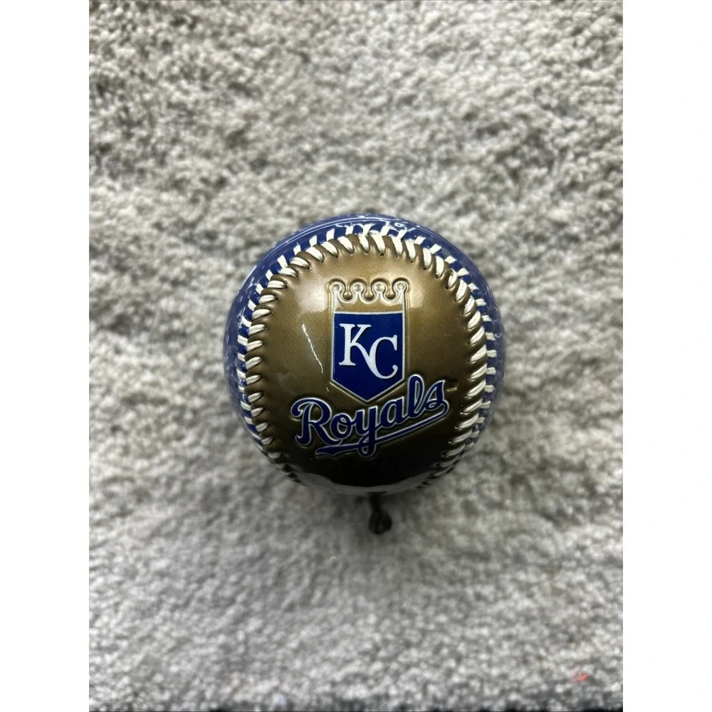 Rawlings Kansas City Royals MLB Baseball 2009‎ Gold Blue Distressed with Case